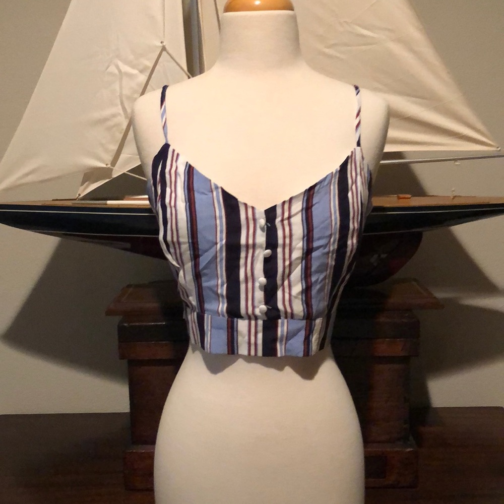 💜 5/$20 Fashion Nova Striped Crop Top